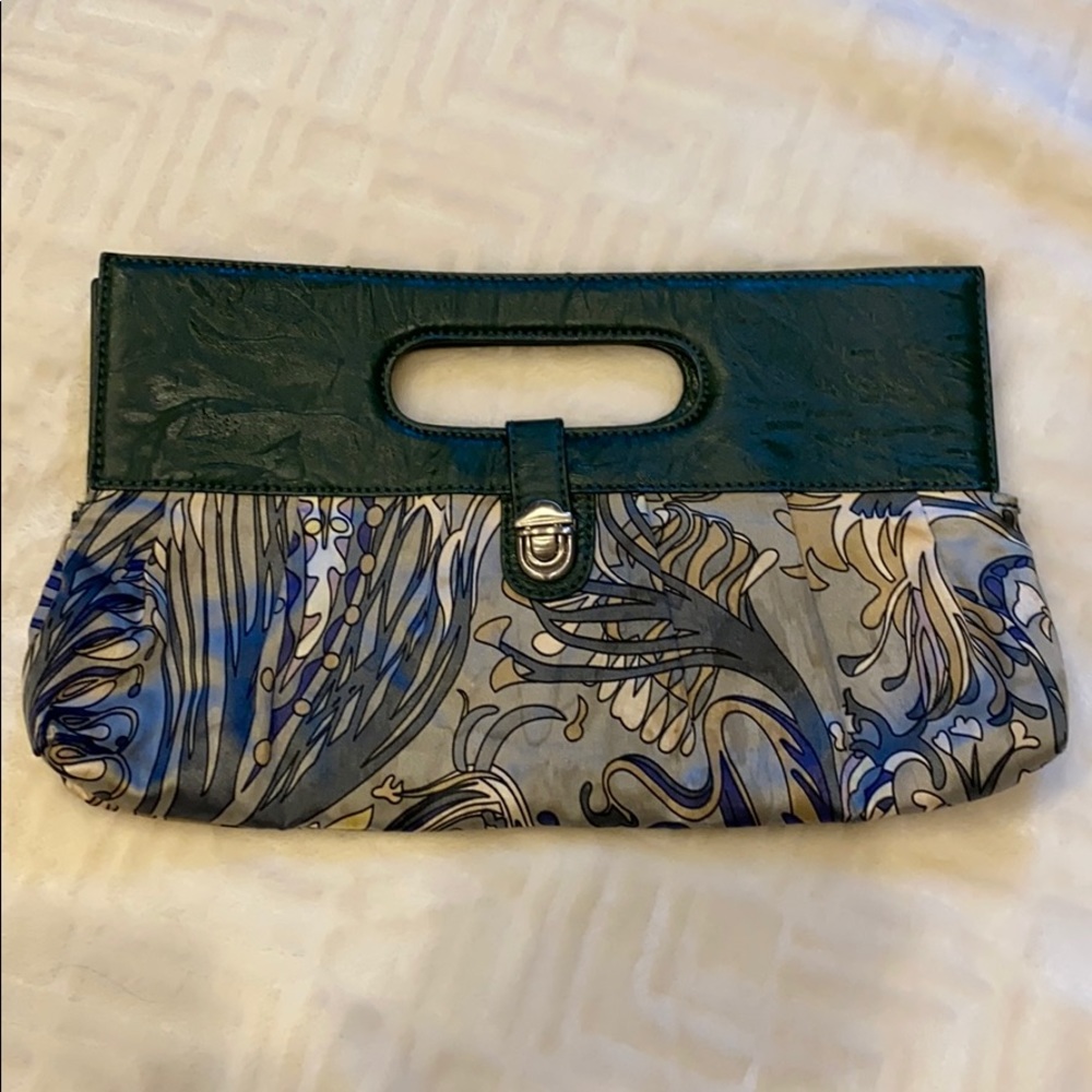 United Colors of Benetton multicolor clutch